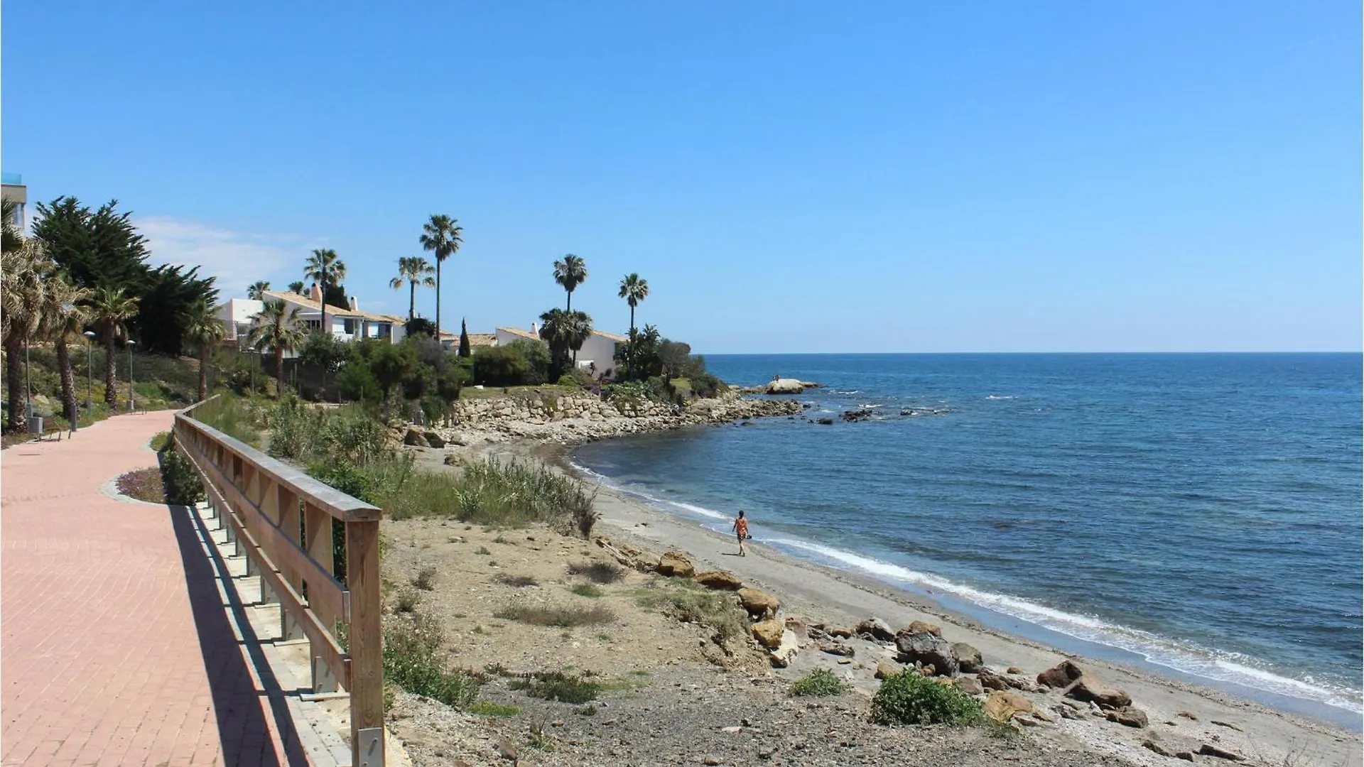Gorgeous Apartment In Estepona With Wifi 0*,